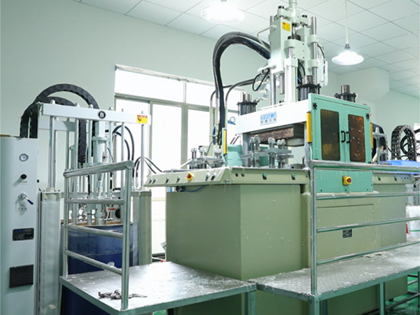 liquid silicone rubber molding machine